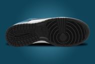 The black outsoles are used for the bottom of these sneakers (Image via Nike)